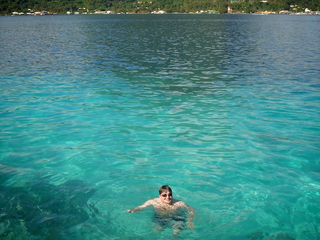 SoPac Bora Bora Josh Swim.JPG (152021 bytes)